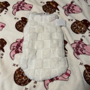 Cozy White Checkered Dog Sweater - Size Medium